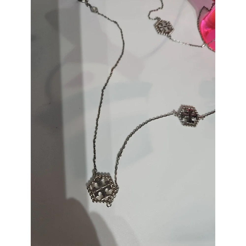 Tory Silver Long Necklace and Earring Set Pouch Minimalist Quiet‎ Luxury